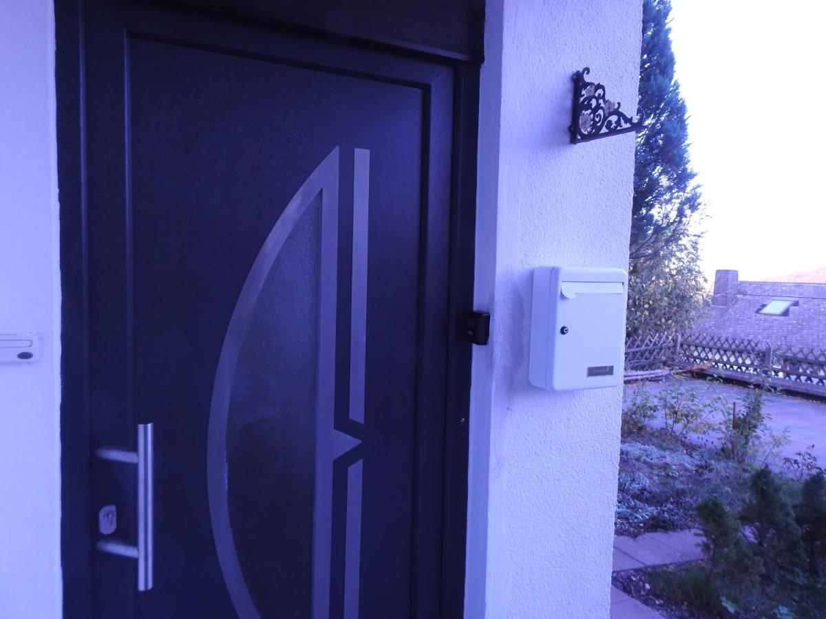 Rusti Deifeld Apartamento Medebach Exterior foto