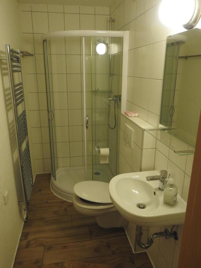 Rusti Deifeld Apartamento Medebach Exterior foto